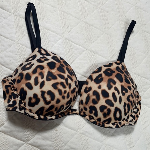 PINK Victoria's Secret Other - 32C PINK Victoria’s Secret Push Up Bra